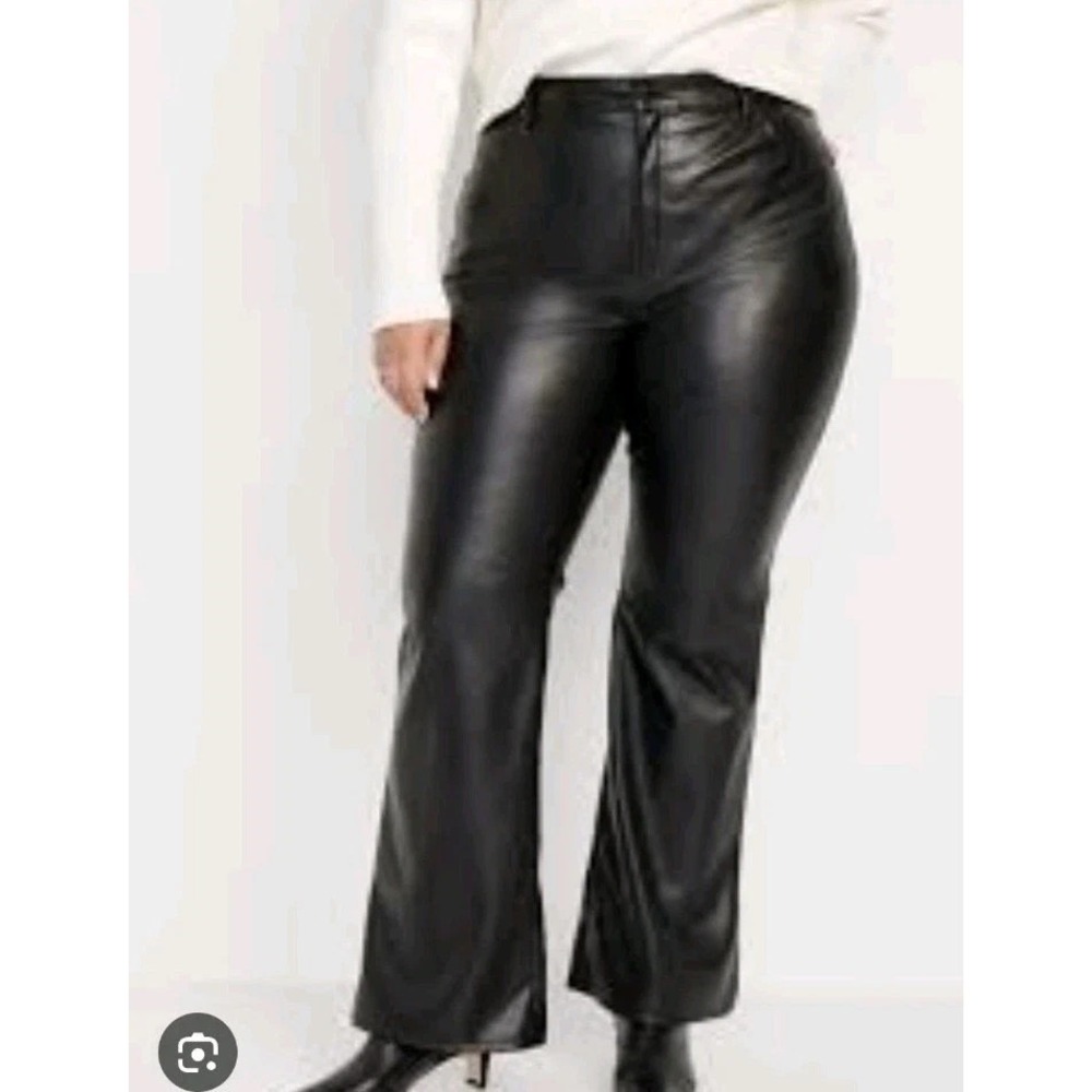 Old Navy Faux Leather Womens Flare Pants 4 Black Higher High Rise 28x32